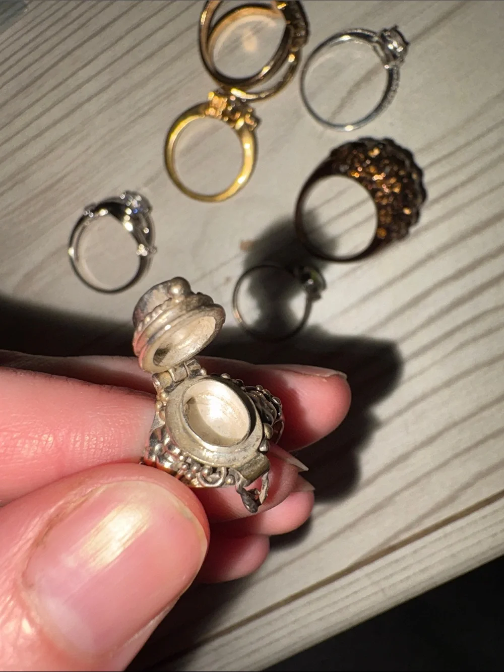 Assorted Ring Lot - Picture 11 of 11